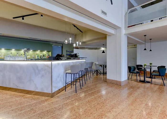 Western Garda 3* אפי