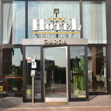 Garda Otel 3*