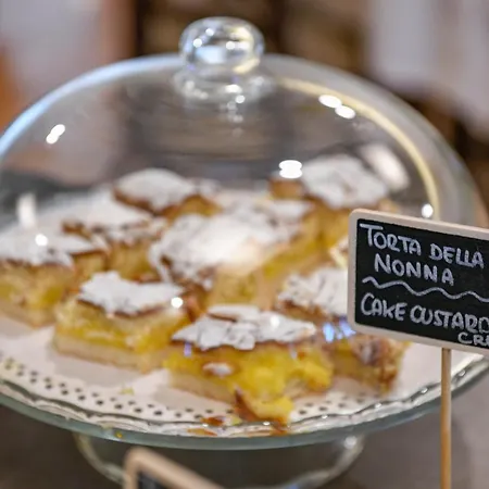 Western Garda 酒店