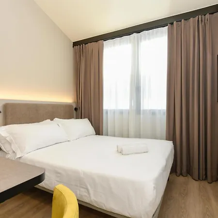 Western Garda Otel