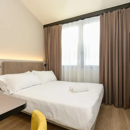 Otel Western Garda 3*
