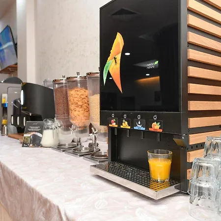 Garda Hotel 3*