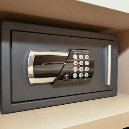 Western Garda 아피